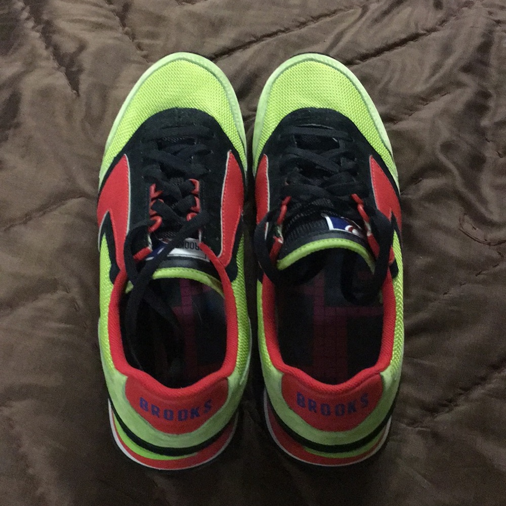 Brooks Retro Sneakers Size 13